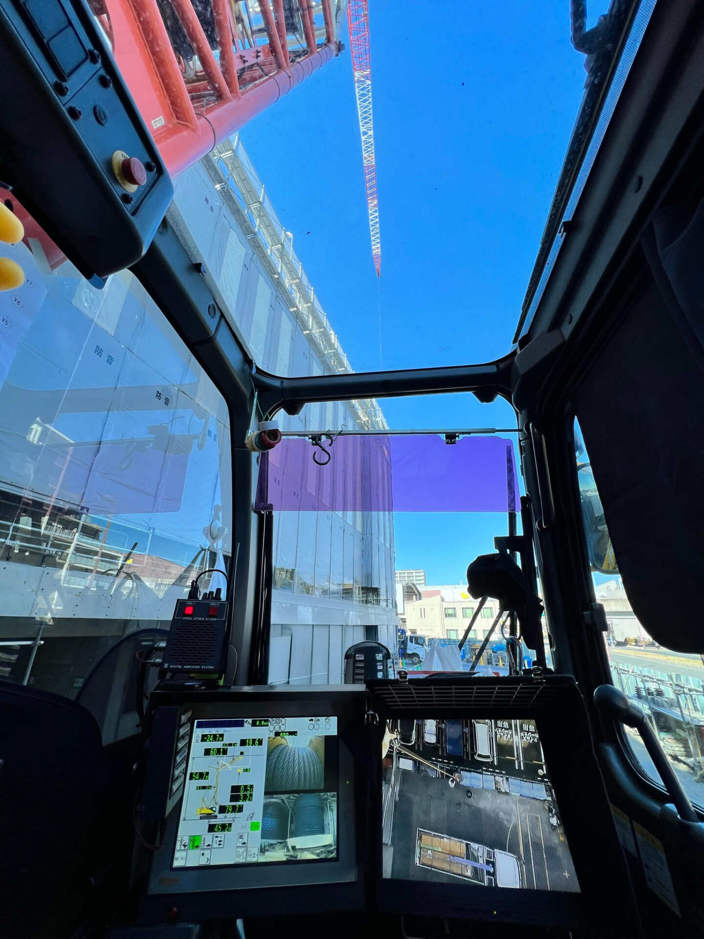 クレーン　操縦